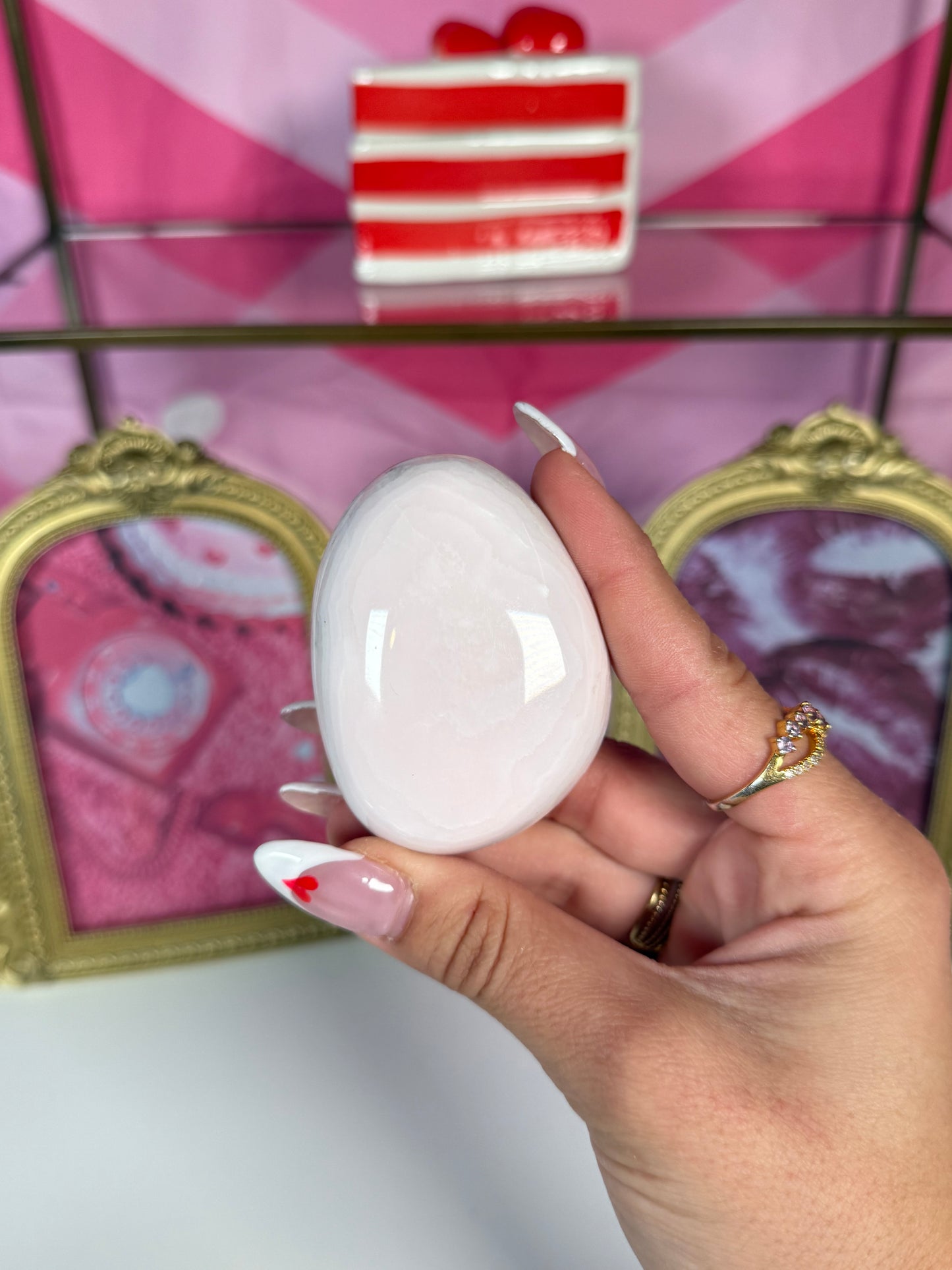 Pink Mangano Calcite Palmstone (38n)