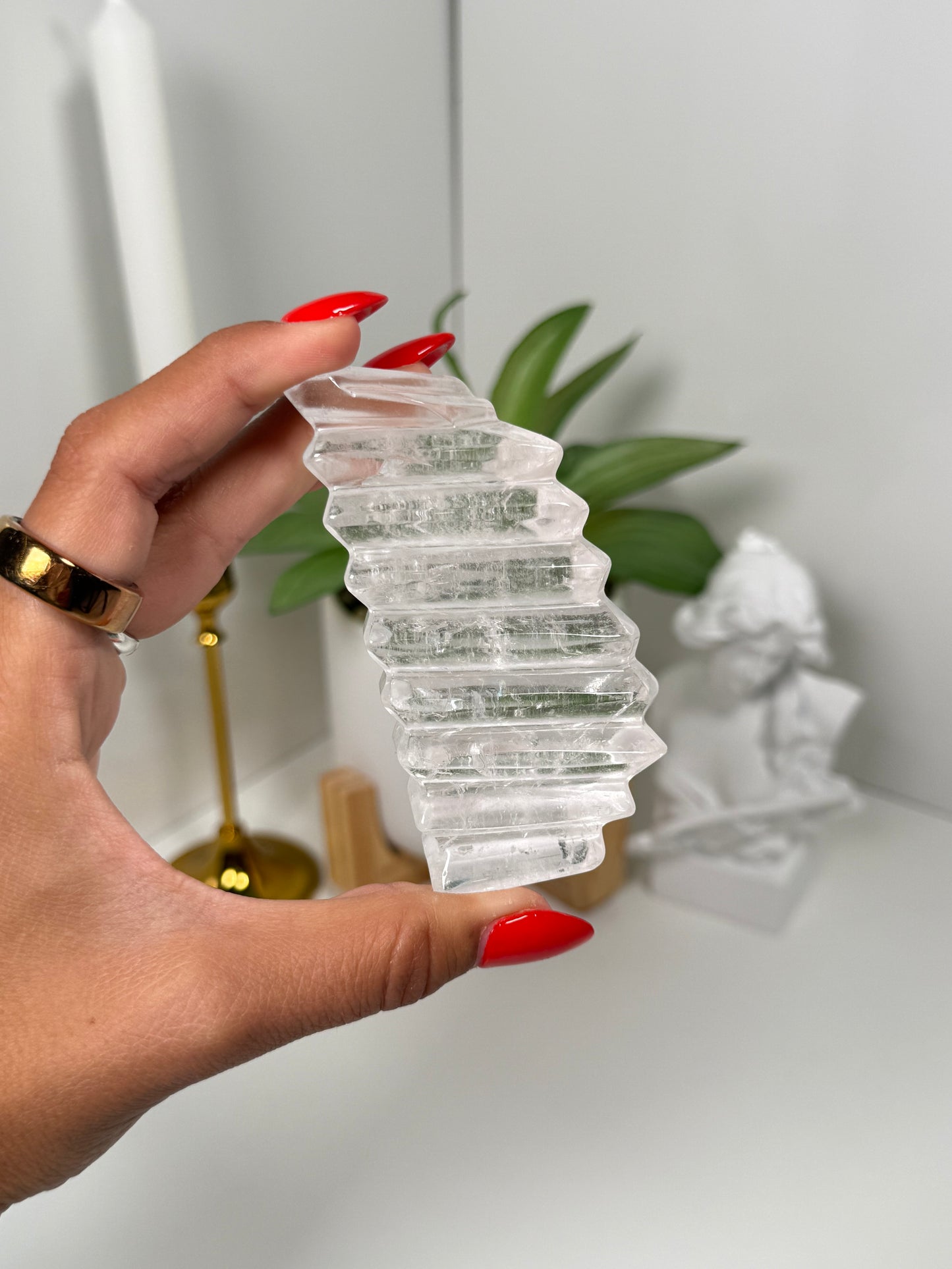 Clear Quartz Geometrical Carving (52Q)