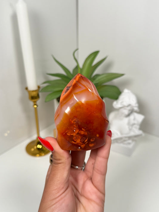 Carnelian Flame (14L)