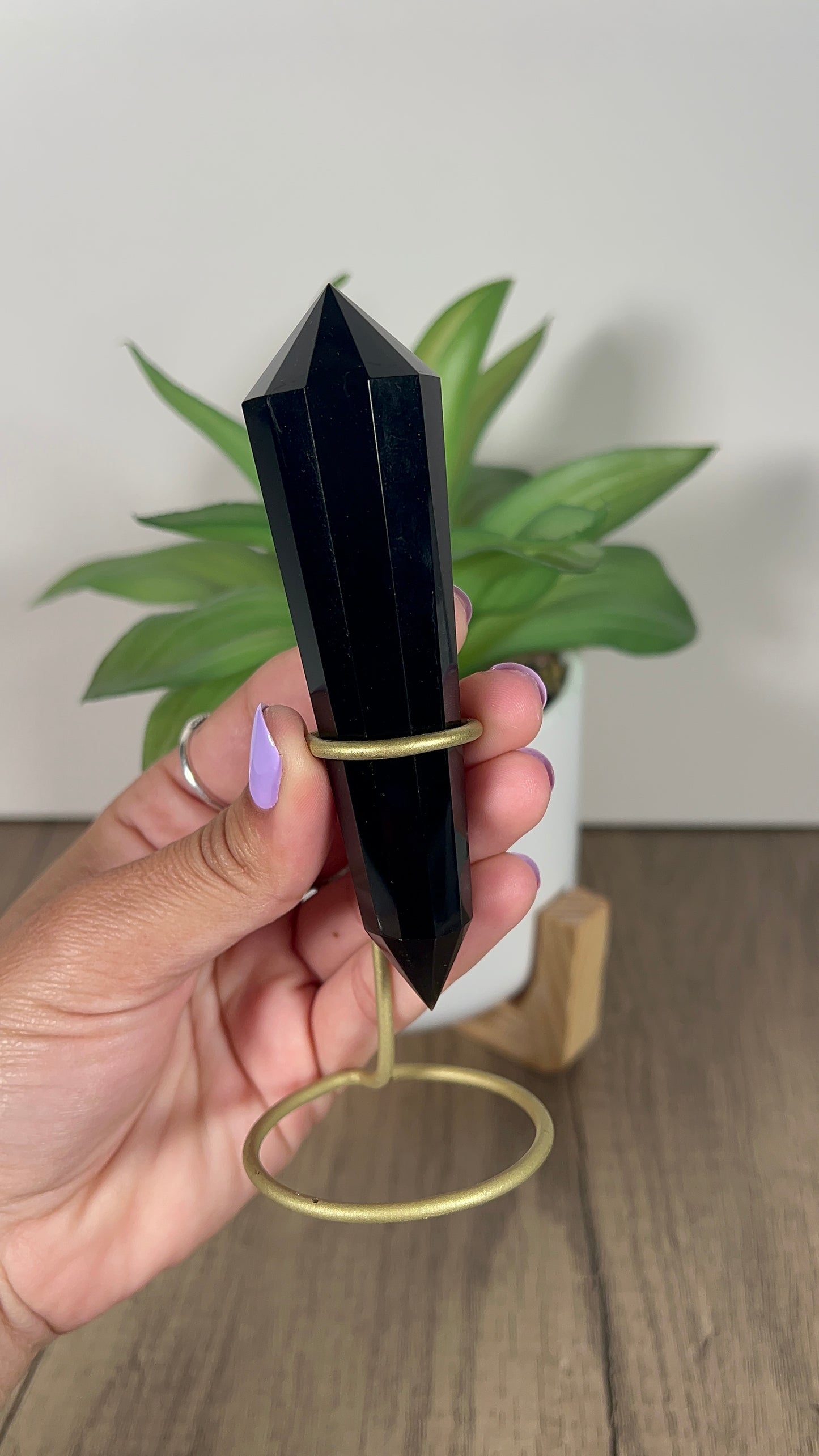 Imperfect Black Obsidian Vogel on a Stand (36c)