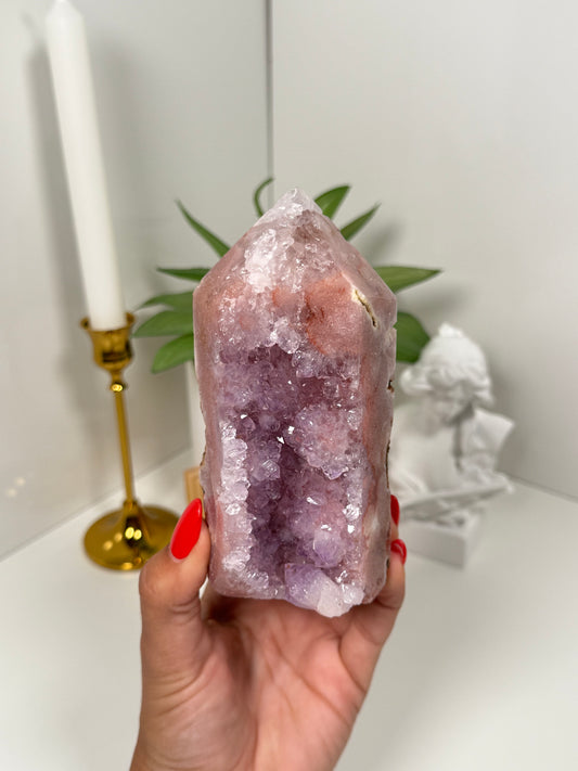 Pink Amethyst Tower (193u)