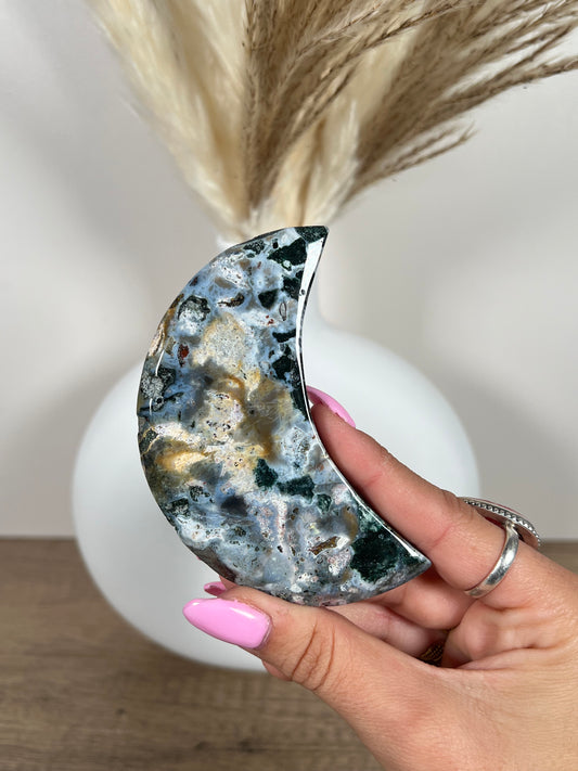 Sea Jasper Moon (16d)