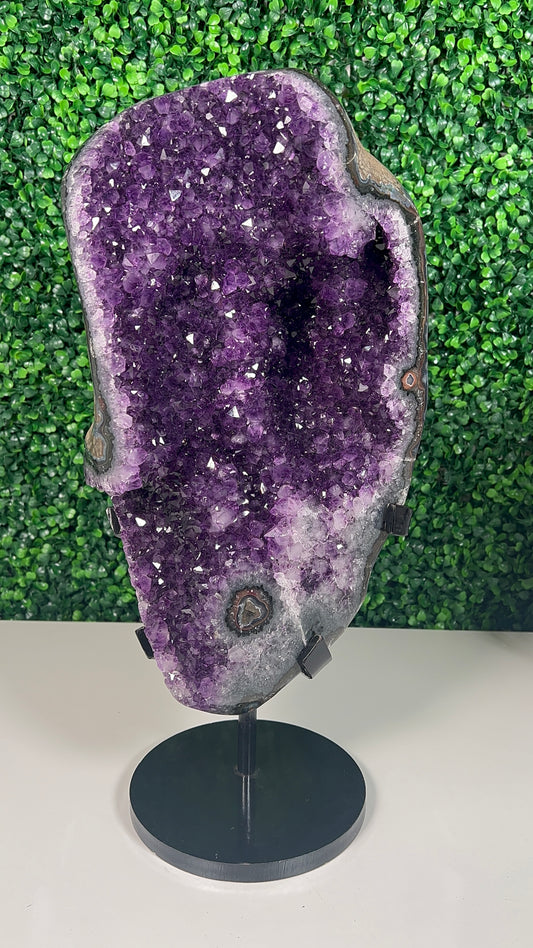 Amethyst on a Stand (1444)