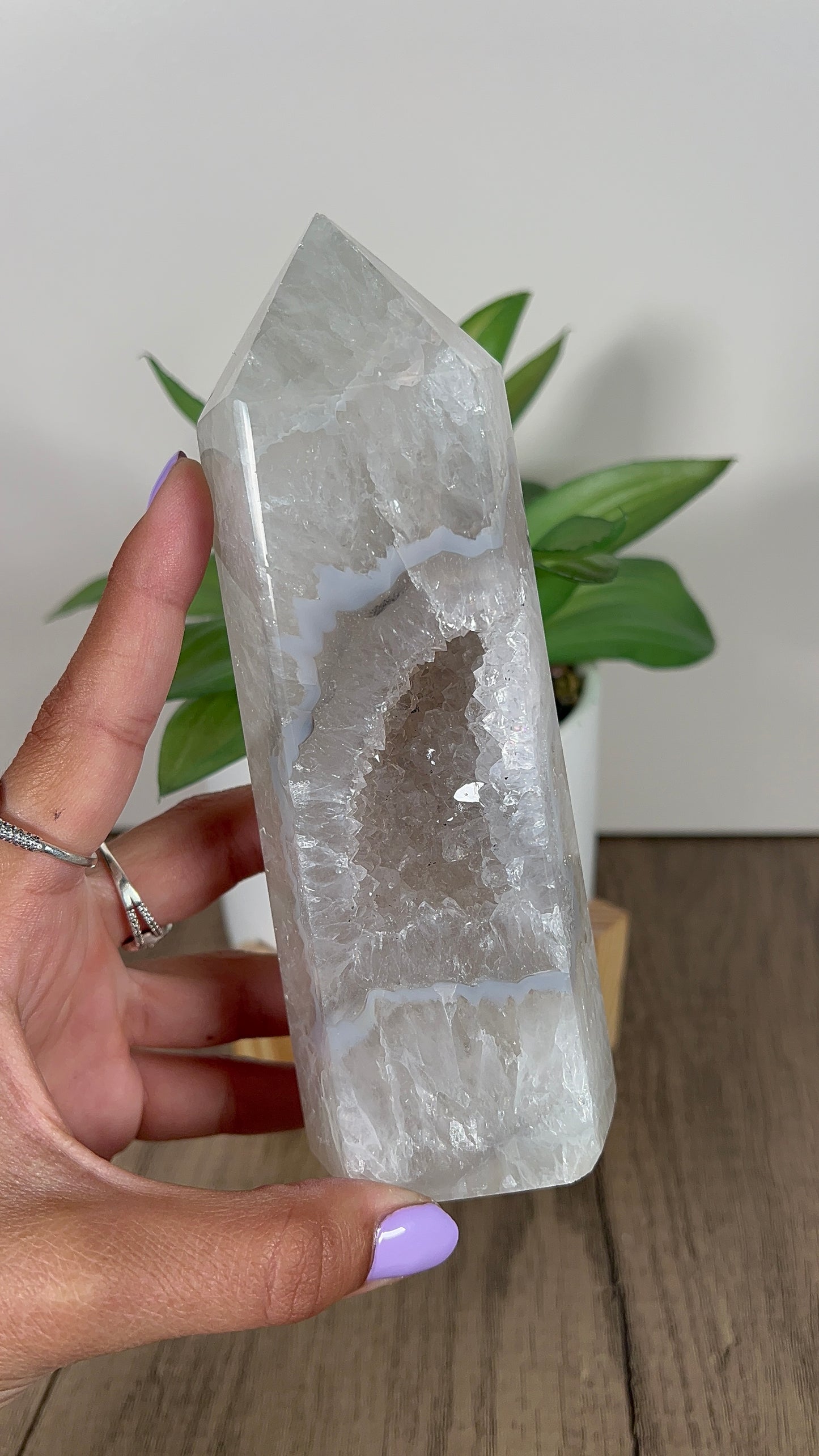 Druzy Agate Tower (61d)