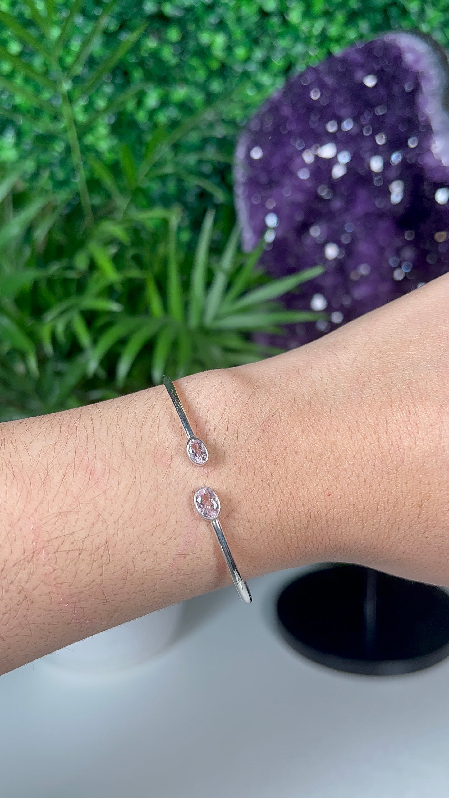 Morganite Bangle Bracelet (68L)