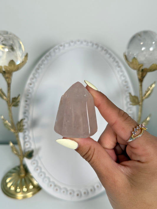 Mini Rose Quartz Tower (12h)