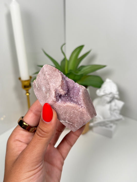 Pink Amethyst Freeform (29f)