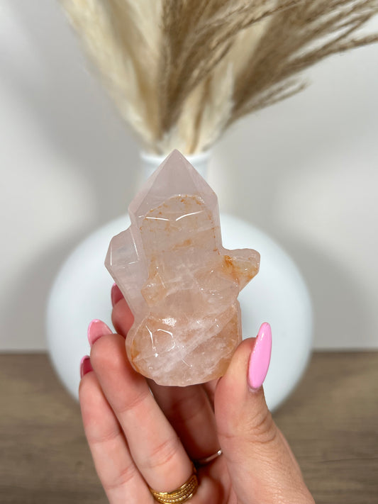 Rose Quartz Crystal Carving (28e)