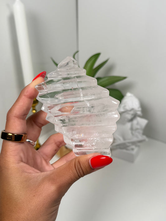 Clear Quartz Geometrical Carving (94c)