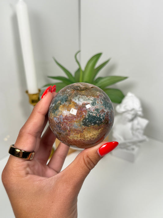 Small sea jasper sphere (30h)