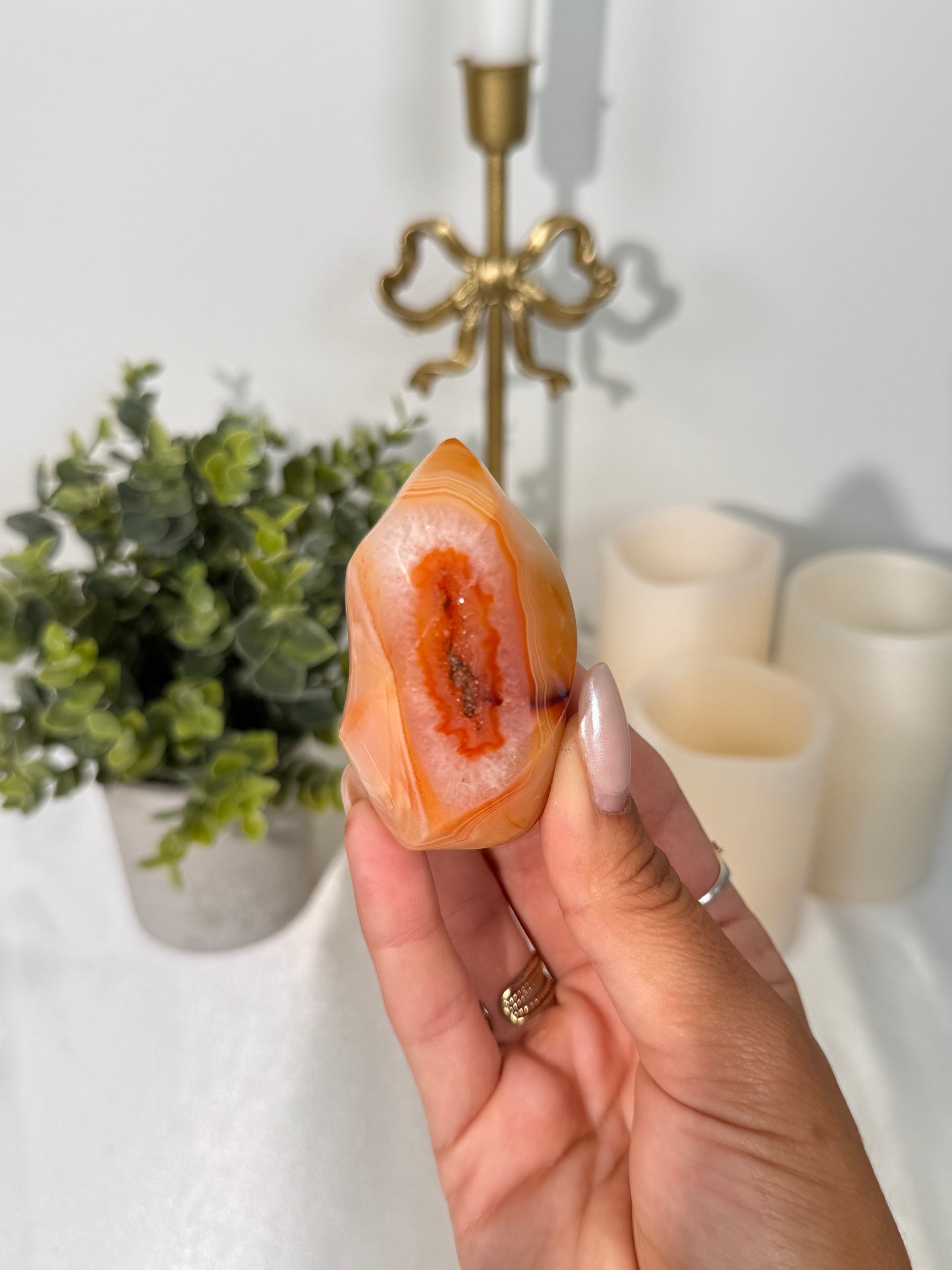 Carnelian Flame (11Q)
