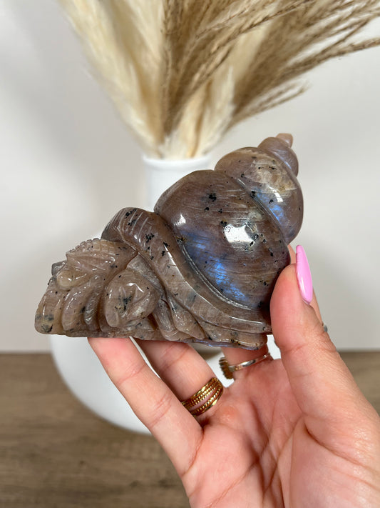 Sunstone Moonstone Hermit Crab Carving (58)