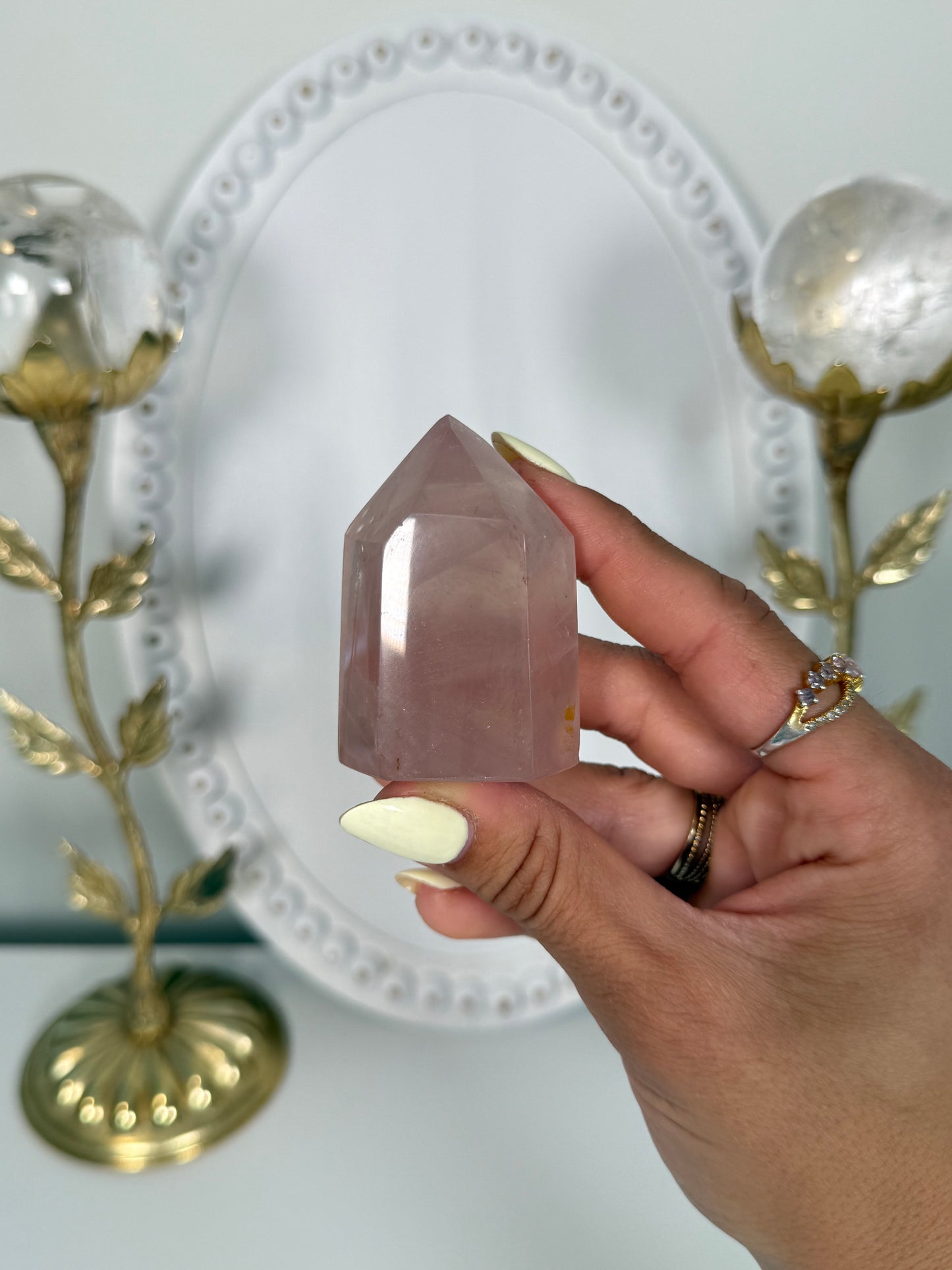 Mini Rose Quartz Tower (16f)