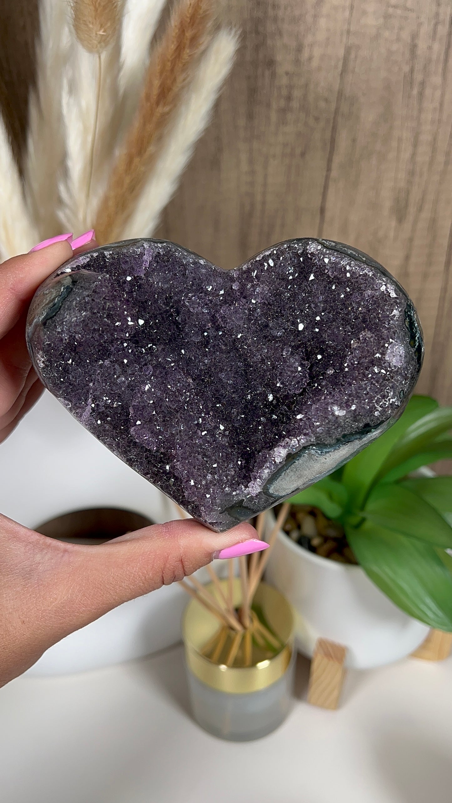 Rainbow Amethyst Heart (71Q)