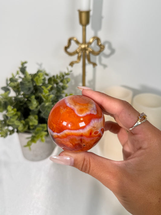 Carnelian Sphere (23u)