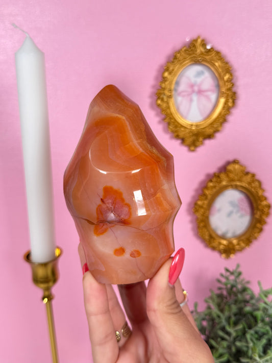 Carnelian Flame (39a)