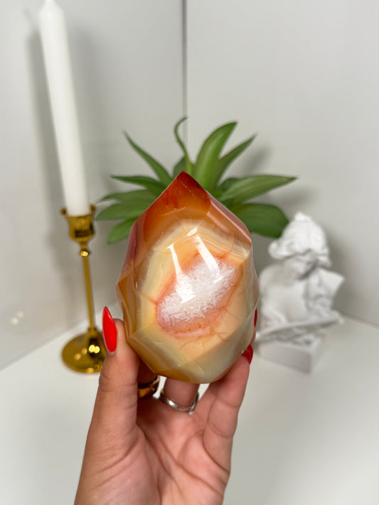 Carnelian Flame (32k)